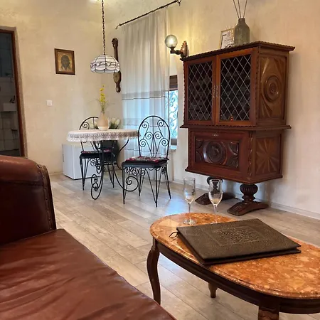 Apartament Frumuseţe